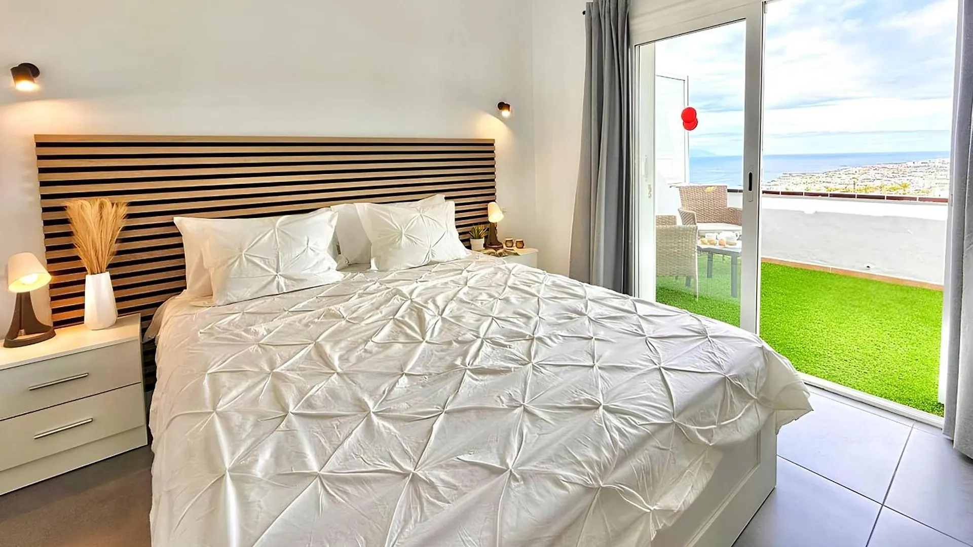 Paulmarie Apartment Stunning View location